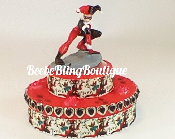 Disney Harley Quinn Cake Topper. Batmans Nemesis Jokers Sidekick Harley