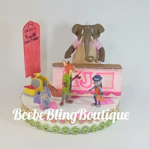 Disney Zootopia  cake topper.  &quot;It&#39;s called a hustle sweetheart&quot;.  Zootopia centerpiece