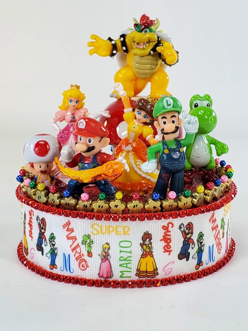 Adorno para tarta de Super Mario: Centro de mesa de recuerdo de Nintendo imagen 2