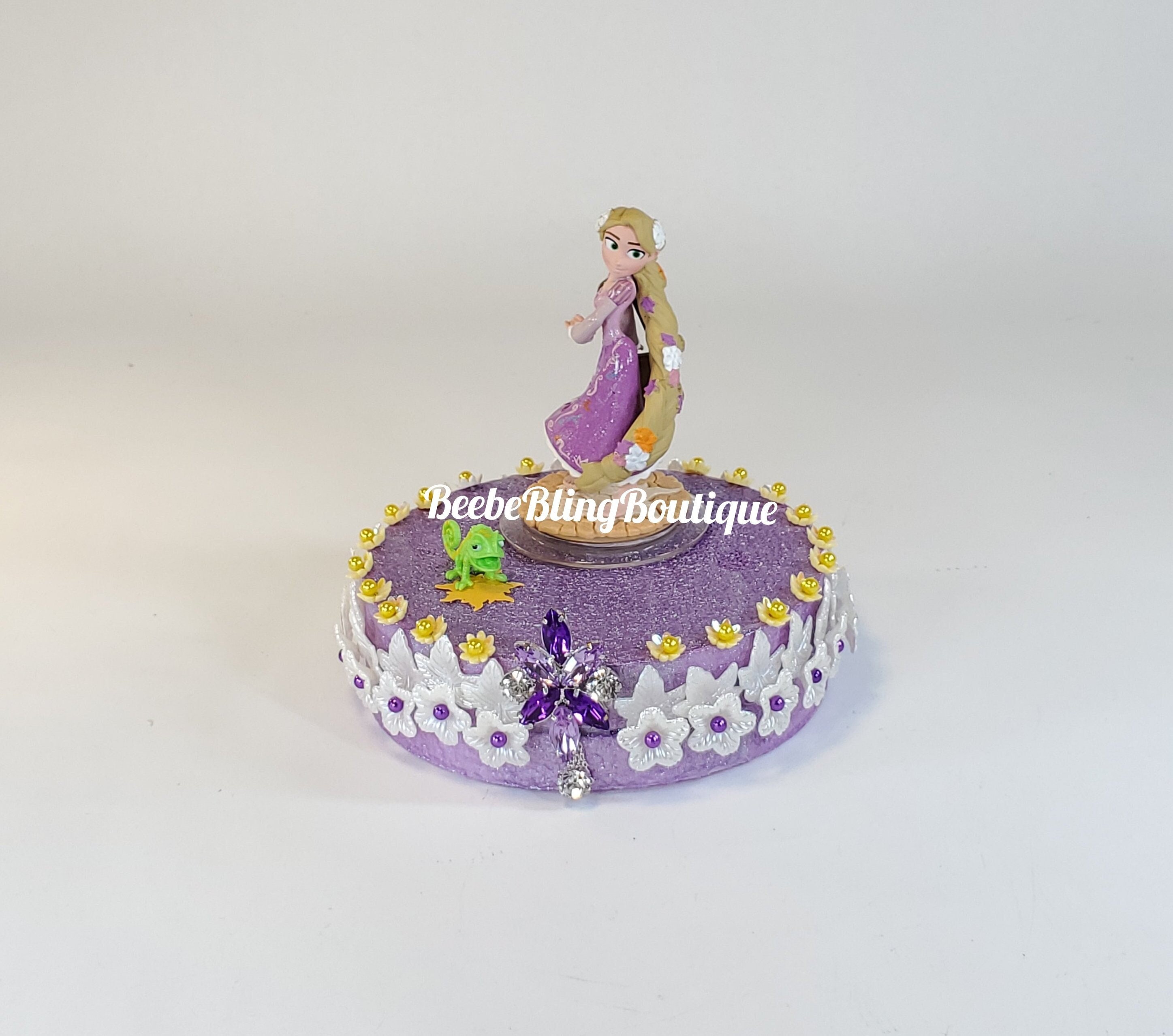 Pascal & Deluxe Large Tangled-themed Boat Centerpieces -  Israel