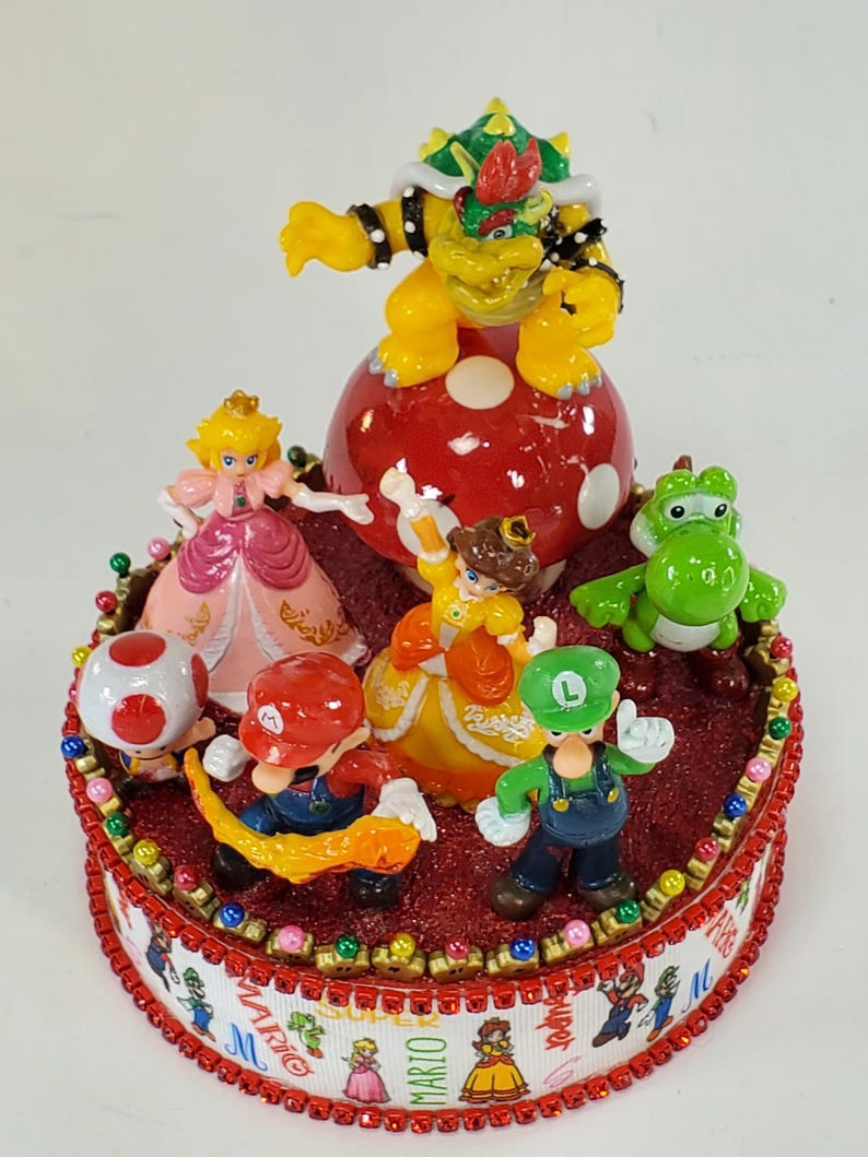 Adorno para tarta de Super Mario: Centro de mesa de recuerdo de Nintendo imagen 3