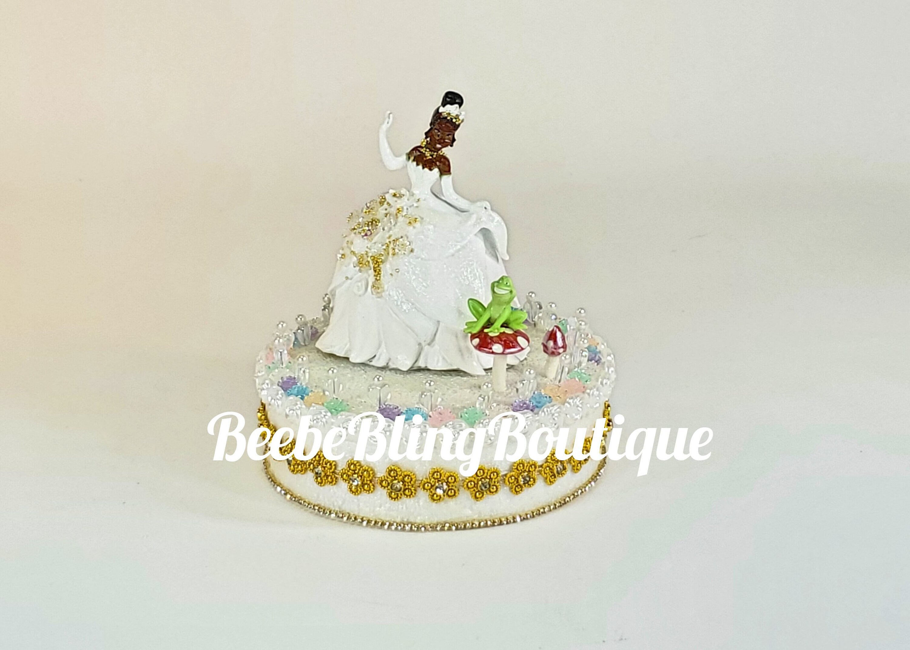 Disney Princess and the Frog wedding cake topper Princess Tiana with Prince Naveen as a frog centerpiece decoration