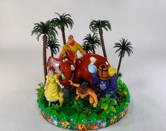 Disney Tarzan cake topper.  Tarzan centerpiece decoration. A great keepsake for your memories. Not fondant!