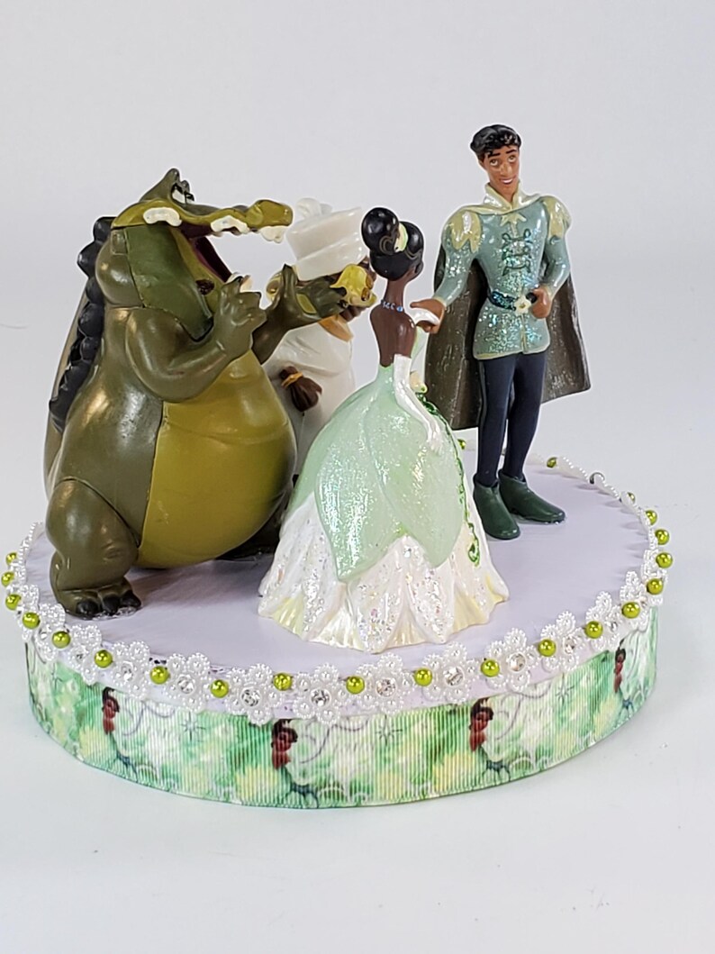 Disney Princess and the Frog Cake Topper. Tiana and Prince Naveen ...