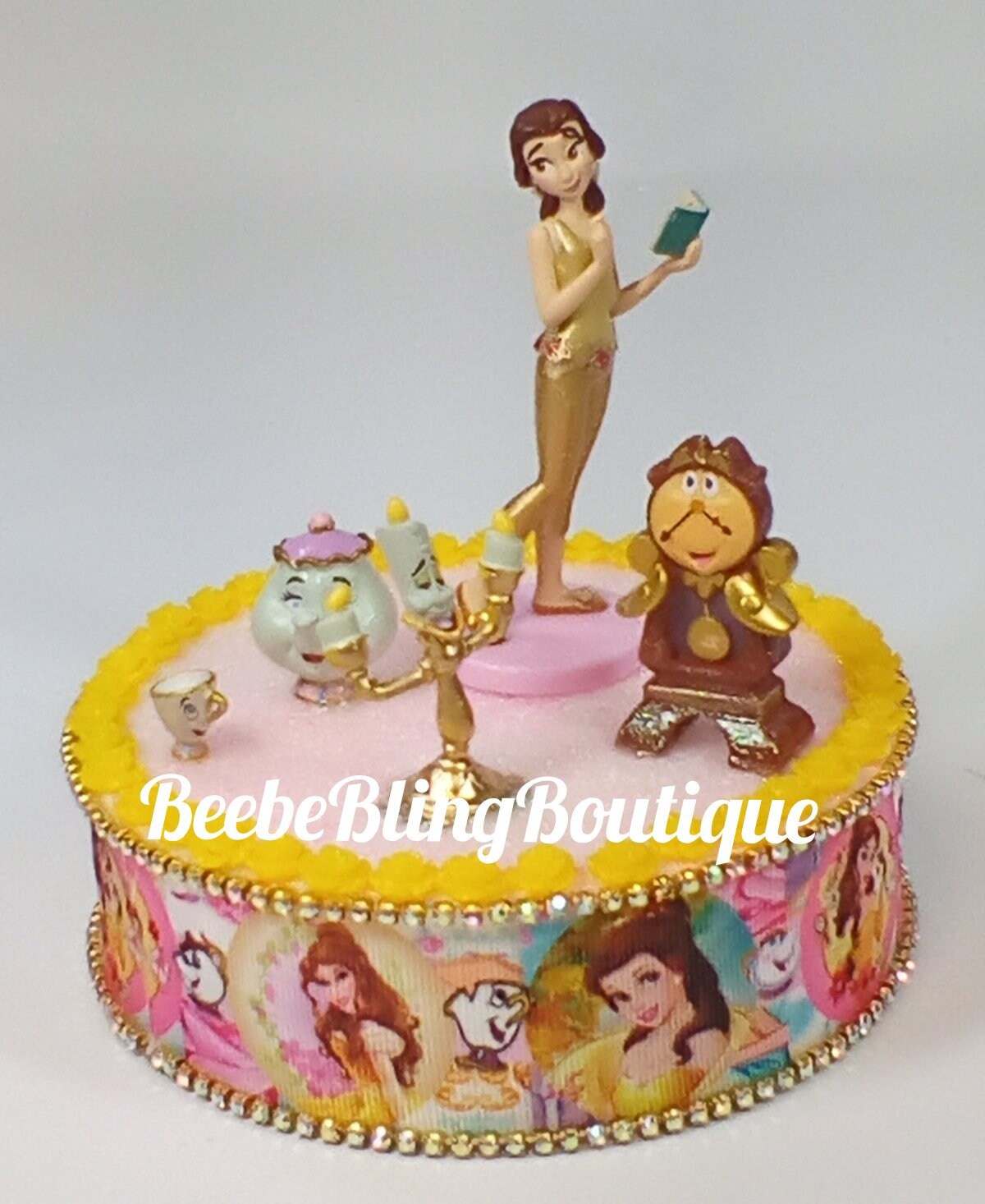 Topper de bolo princesas Disney  Pastel de princesas de disney, Pastel de  cumpleaños princesa, Fiesta de princesas