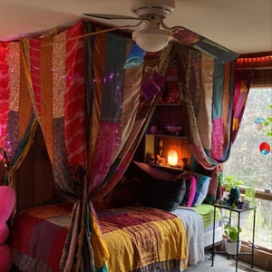 Canopy queen /king/twin IN Cortinas Boho Hippie Boho Decor India Tela seda sari saree hecho a pedido reina Cortinas variadas