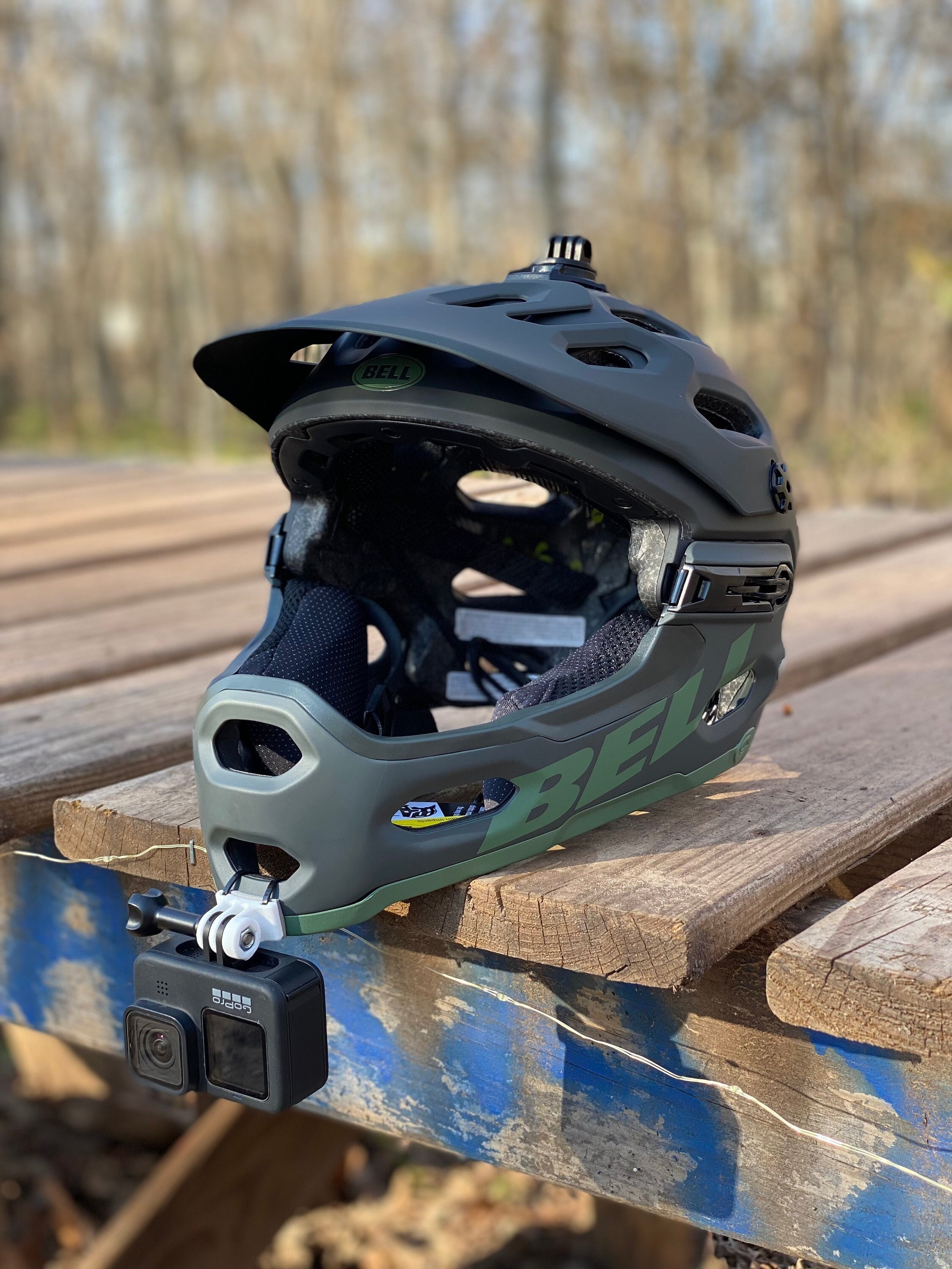 Mtb helm store gopro