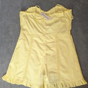 URBAN OUTFITTERS Yellow Juliette Lace Inset Romper NWT size large Hippie flirty image 6