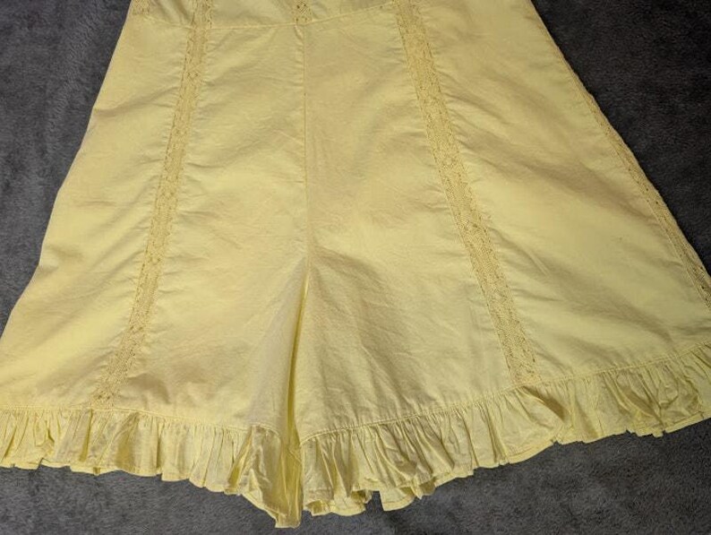 URBAN OUTFITTERS Yellow Juliette Lace Inset Romper NWT size large Hippie flirty image 3