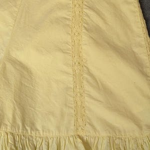 URBAN OUTFITTERS Yellow Juliette Lace Inset Romper NWT size large Hippie flirty image 4