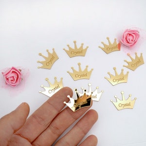 30 pièces petite couronne graver le nom autocollant miroir acrylique personnalisé pour cadeau d'artisanat de mariage personnalisé pour des cadeaux d'invité 3 cm 4 cm 5 cm