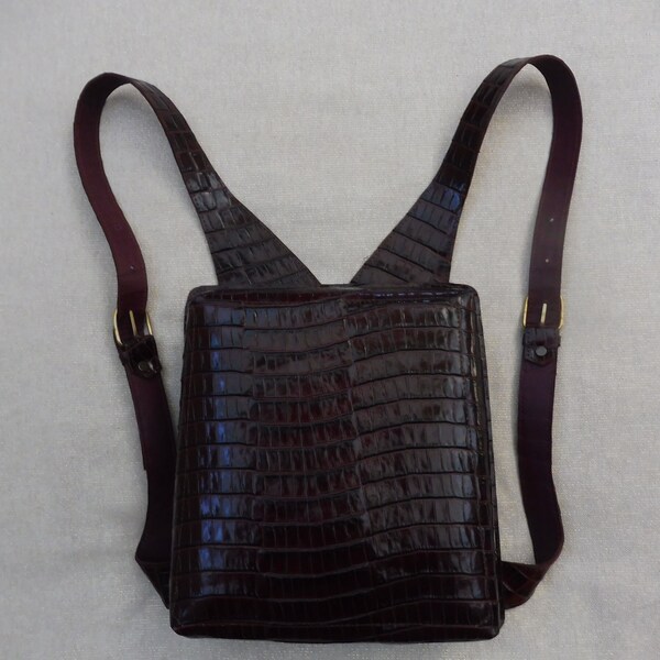 Petit sac à dos carré en veau imprimé croco marron