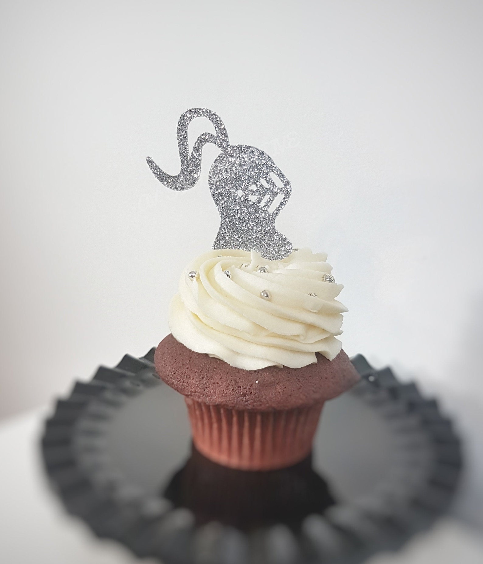 Knight Cupcake Topper. Medieval Decor. Dragon Slayer. Boy Etsy