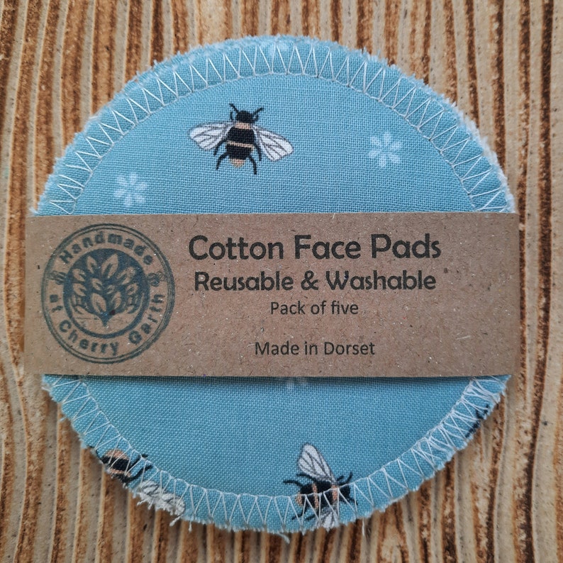 Reusable cotton face pads / little wash bag / make up remover pad / face wipes / bees / 5, 7, 10 or 14 pads pack Duck egg blue