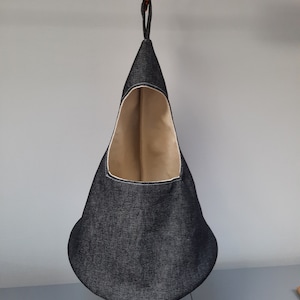 Bolsa para pinzas de ropa de mezclilla negra: diseño cónico con clip.