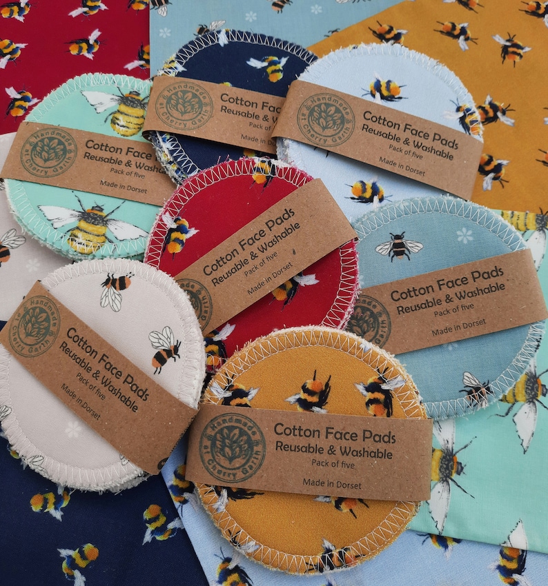 Reusable cotton face pads / little wash bag / make up remover pad / face wipes / bees / 5, 7, 10 or 14 pads pack image 1