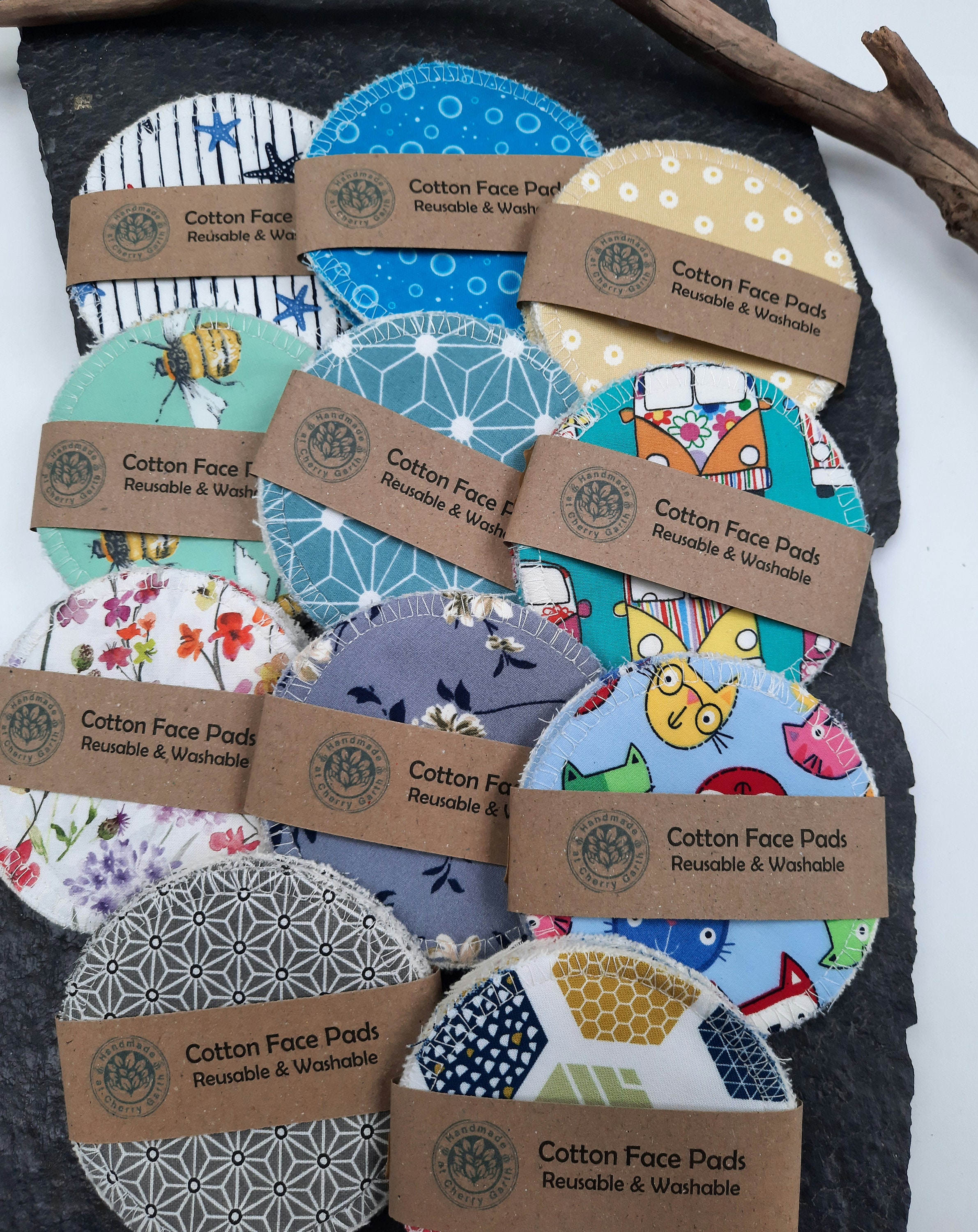 Reusable cotton face pads / little matching wash bag / make up remove…