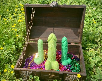St. Patrick's Lucky Penis Candle Charm Gift: Blow Out this Beeswax Leprechaun Dick for the Pot of Gold
