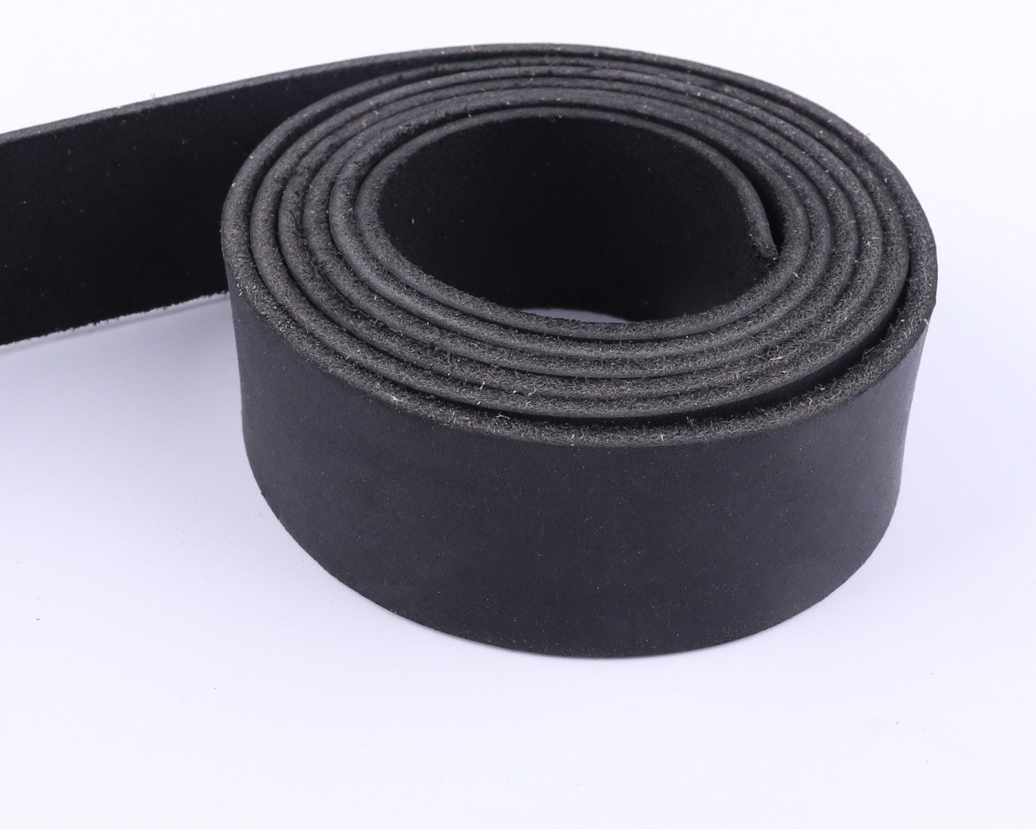 Realeather Leather Strip, 1.5 inch x 42 inch, Black