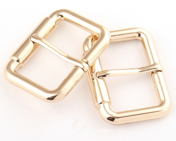 Belt buckle hotsell purses