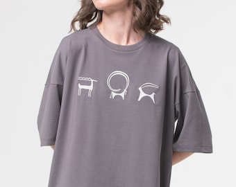 Ukraine Cotton oversized T-shirt for Women, T-shirt with embroidery "Animals" grey, Ukrainian T-Shirt