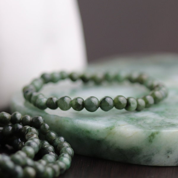 6.5mm Green Jade Bead Bracelet size 6.25