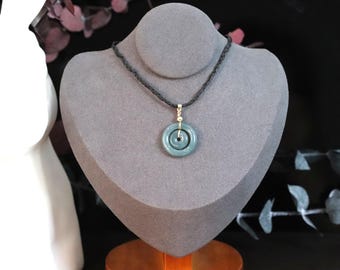 Double-Layered Round Jade Pendant – Balance • Purity • Timeless Elegance