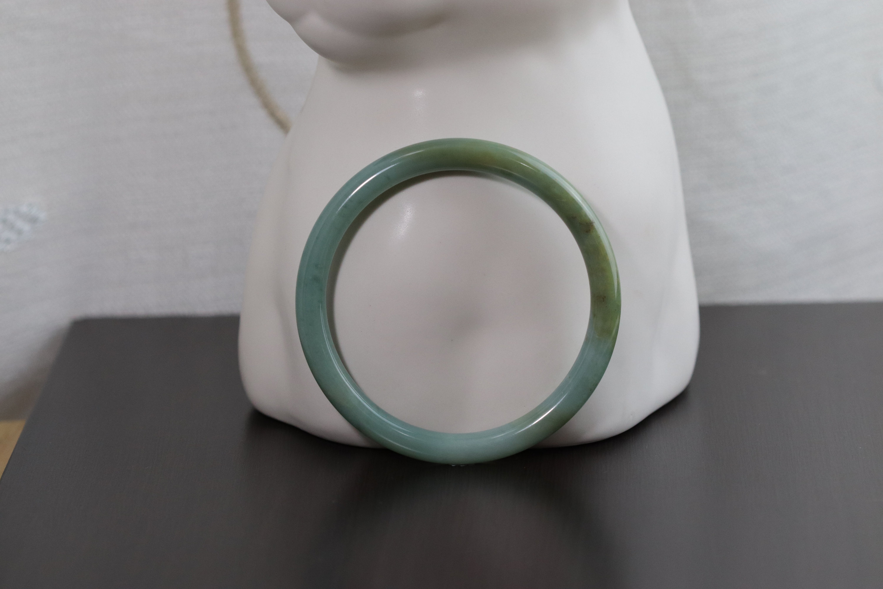 Thin jade bangle Clearance