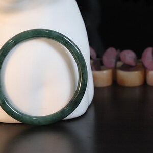 Authentic Jadeite Jade Bangle | Elegant and Timeless | Exquisitely Handcrafted | Natural Gemstone Jewelry