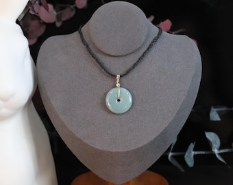 Small Round Jade Pendant – Harmony • Protection • Everyday Elegance | VIERNNA