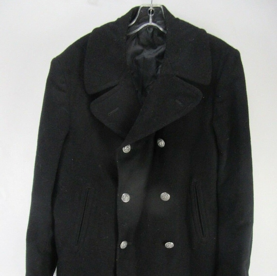 man's overcoat