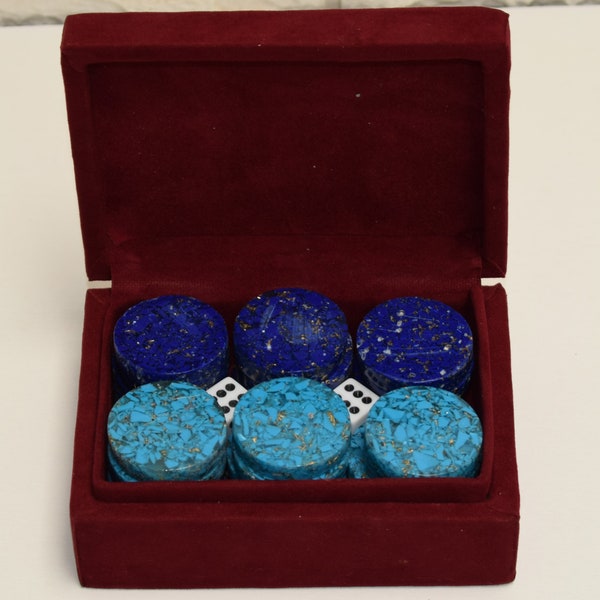 Handgemaakte Egyptische lapis en turkoois ingelegde 30 backgammonchips in een geschenkdoos, backgammonset, backgammon-dammenstukken. Diameter van 1,4 inch
