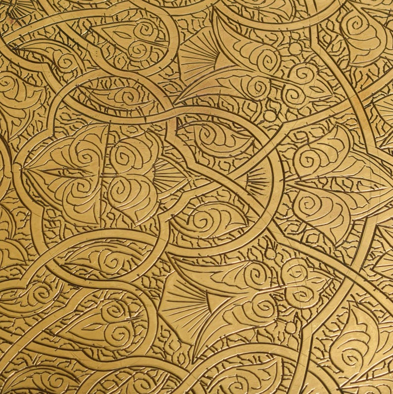 Table Pattern Ingravings XL Antique Engraved Brass Tray Table: Moroccan Decor With Folding Wood ...