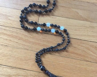 Punalu'u Necklace