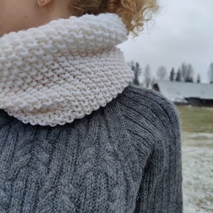 Stickad rund halsduk, Rund halsduk stickad / Loophalsduk