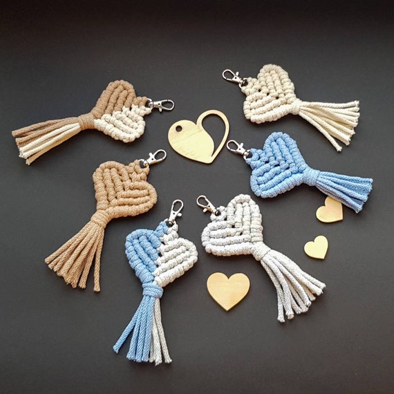 Heart Macrame Keychain / Handmade Macrame Keychain / Baby Shower Giveaways  / Macrame Boho Charm / Valentines Gifts / Party Favors / Gifts 