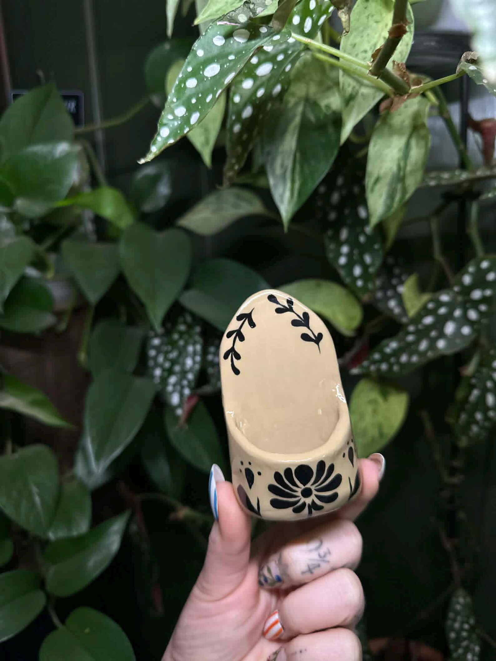 Clay Wall Ring Holder - Tan