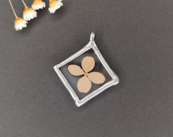 Mothers day gift Pressed flower pendant Real flower Beige hydrangea Glass necklace Girl gift on lace &165