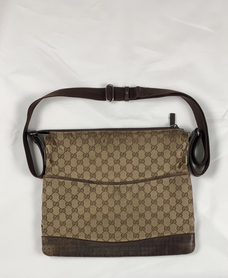 gucci purse beige