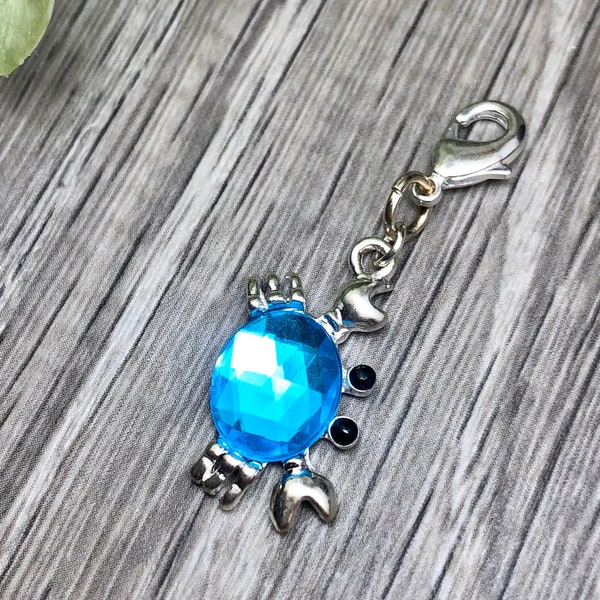 Progress Keeper Blue Crab Charm, gift for knitters, stitchmarker, marker for knitting, crochet yarn jewelry, crohet ideas