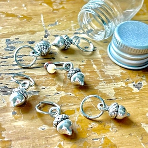 Silver Acorn Snag Free Stitch Markers, Knitting Accessories, Holiday Gift for Knitters, Notions for Knits, Yarn Jewelry