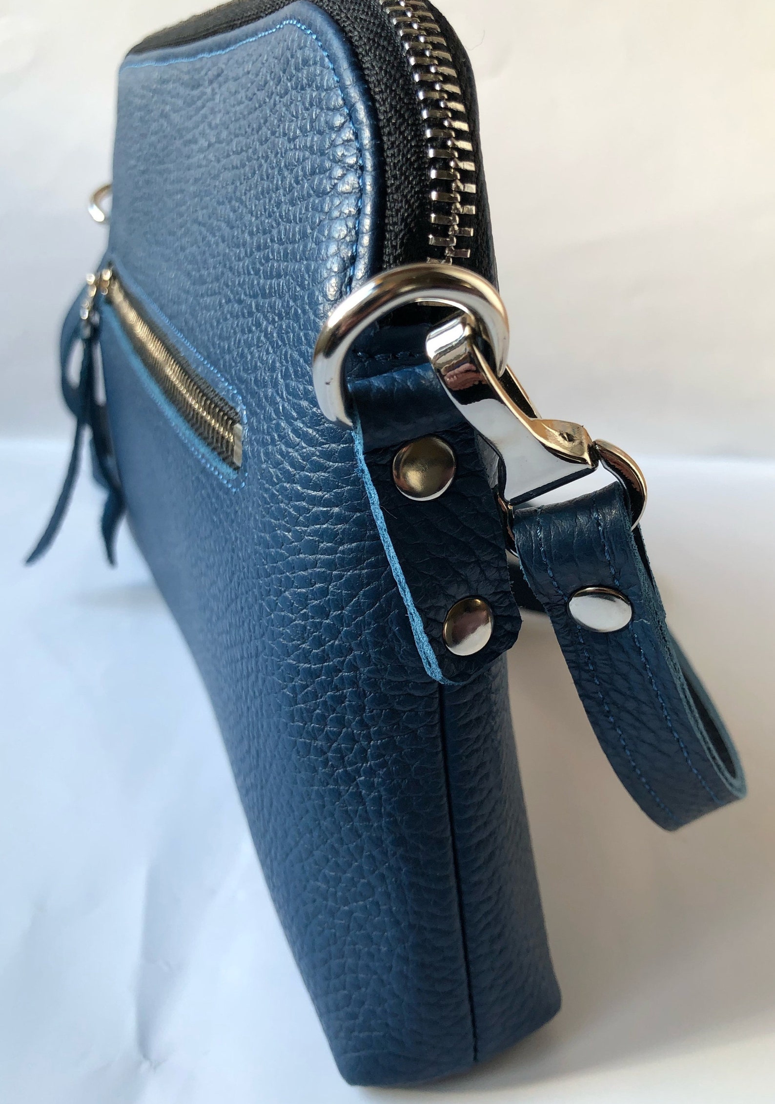 Кожаная синяя сумка на плечосумка с вышивкойкожаная женская | Etsy