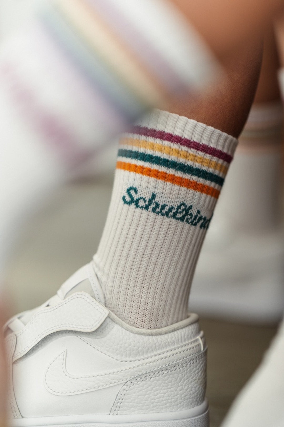 BAKEVIC Schulkind Socken 25-34 - Baumwolle Einschulungsgeschenk Mit Geschenkbox
