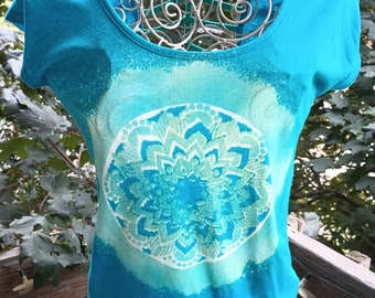 Mandala Bleached Tie Dye T-shirt Size M Turquoise and Green