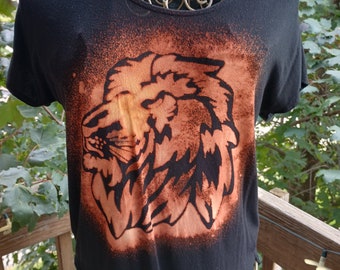 Lion Bleached Black T-shirt Size M