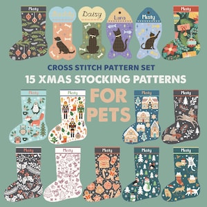 Puede incluir: Un conjunto de patrones de punto de cruz con 15 diseños de calcetines navideños para mascotas. La imagen muestra varios estilos de calcetines con motivos de perros, gatos, hombres de jengibre, cascanueces y escenas invernales con nombres.