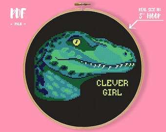 Modèle de point de croix Clever Girl, broderie jurassique dinosaure vélociraptor, broderie de geek de film, grille de xstitch femmes féministes puissantes