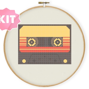 Kit de punto de cruz "Awesome Mix Vol. 1 Cassete", bordado de cómics, bordado espacial musical, gráfico de punto de cruz de película, regalo para amantes de la música geek
