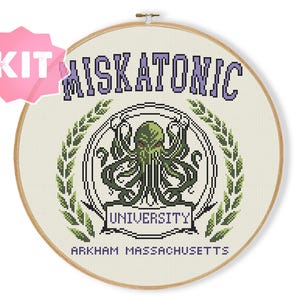 Miskatonic University Korsstygnskit, Horror Writer Broderi, H P Lovecraft Cthulhu Scholar Needlepoint, Dagon Arkham Xstitch