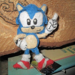 sonic plush 1994